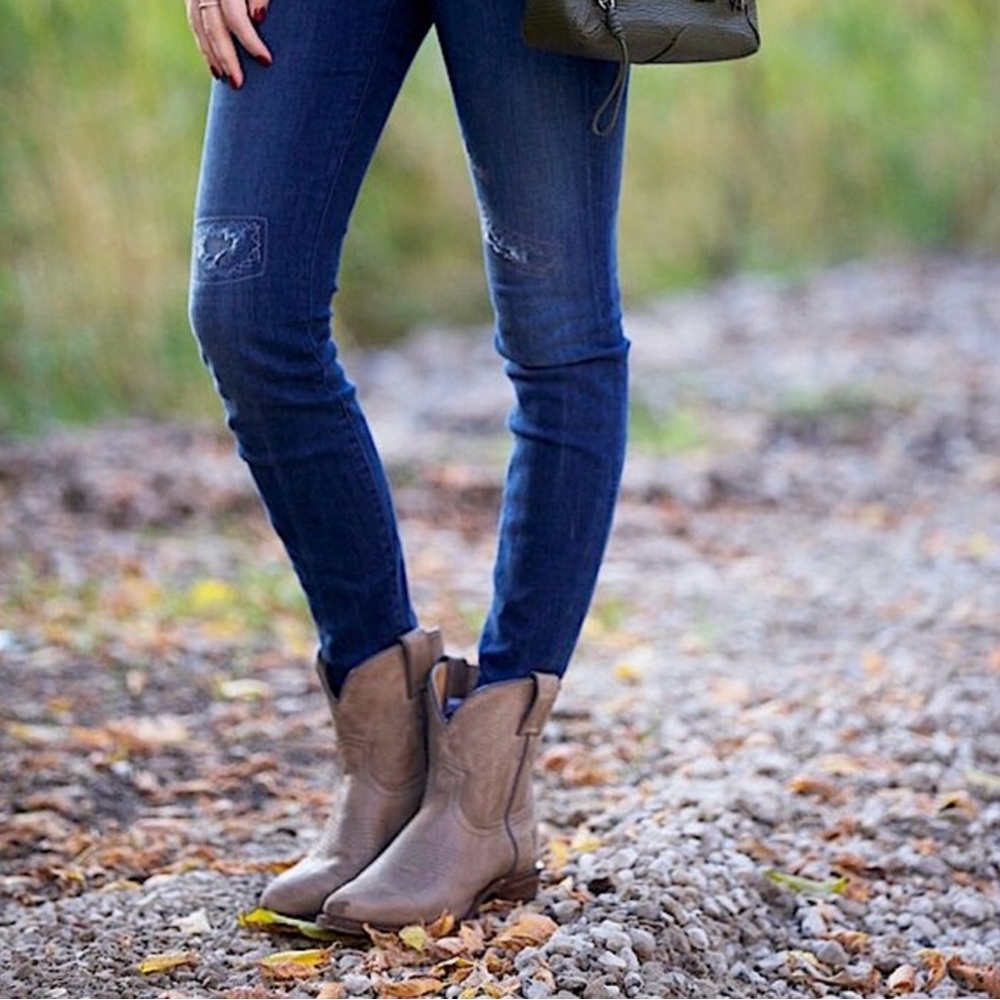 Frye Leather Ankle Short Western Boots